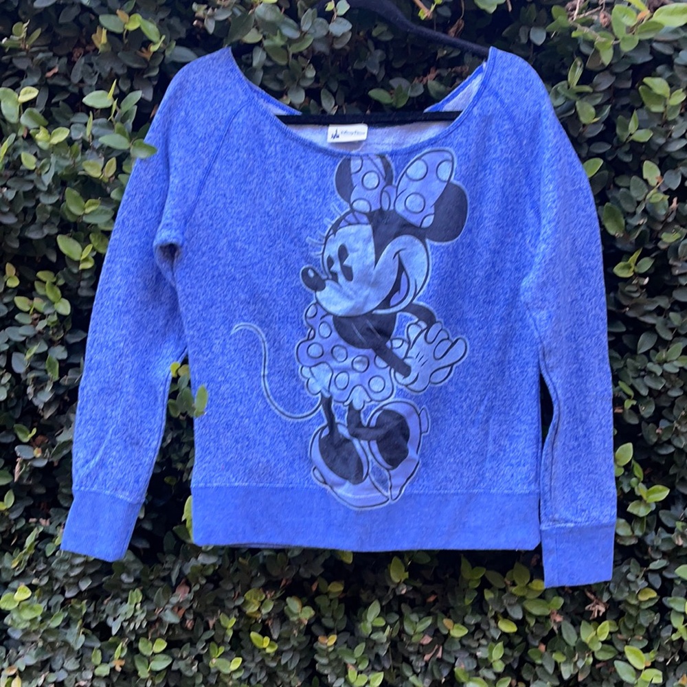 Disney Parks ❤️🖤 Minnie ❤️🖤 Sweatshirt Size Medium